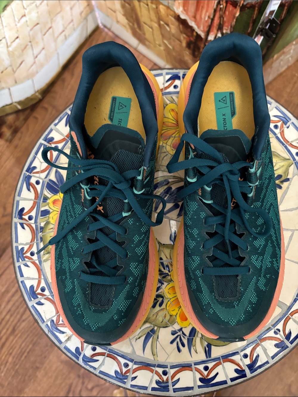 Hoka Tecton X, Green, Size 7 B - Picture 2 of 10